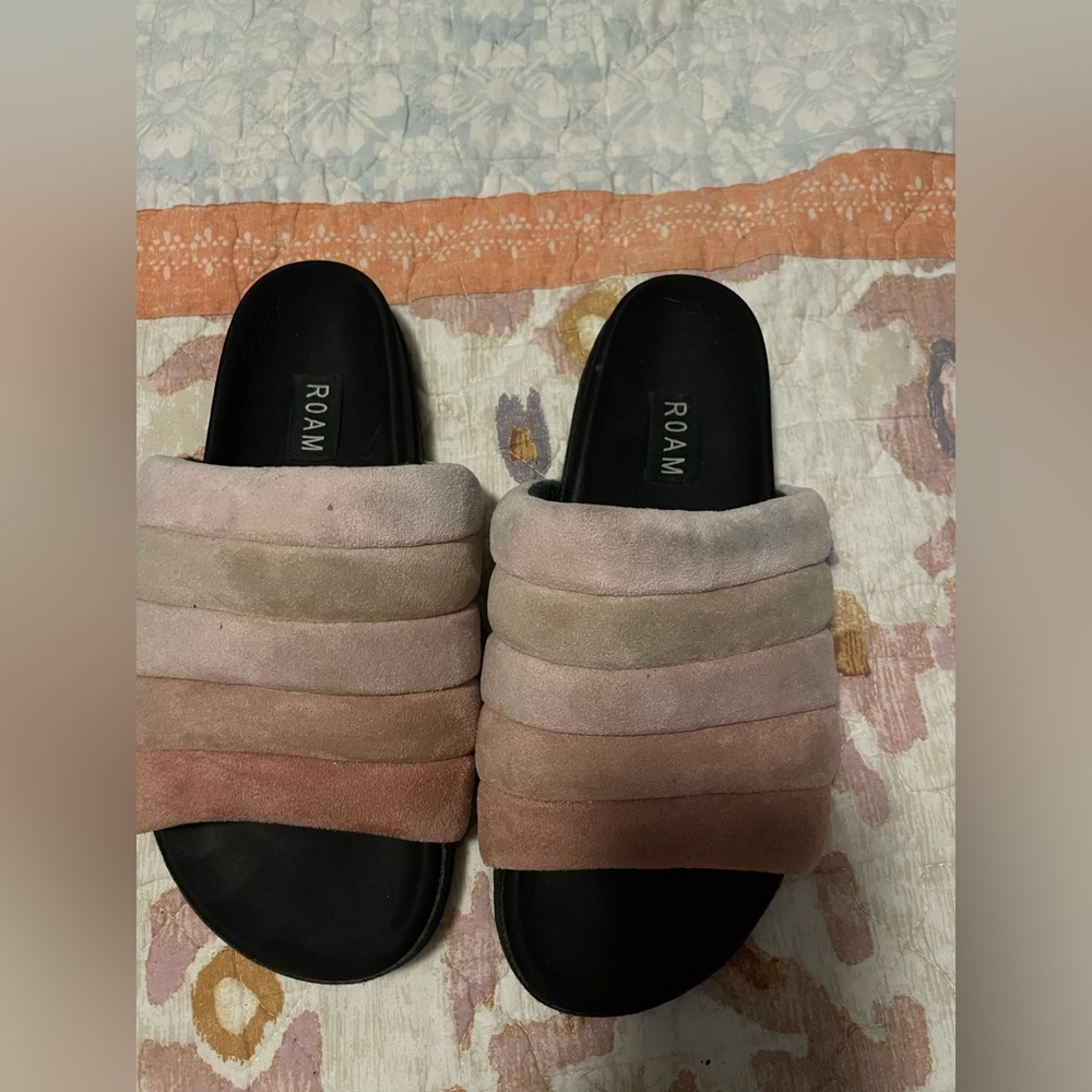 Roam Prism Rose footwear